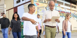 MINISTRO