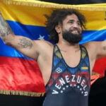 Lucha venezolana campeona de los Suramericanos con 8 oros