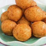 Aprende a preparar buñuelos de yuca con esta fácil receta